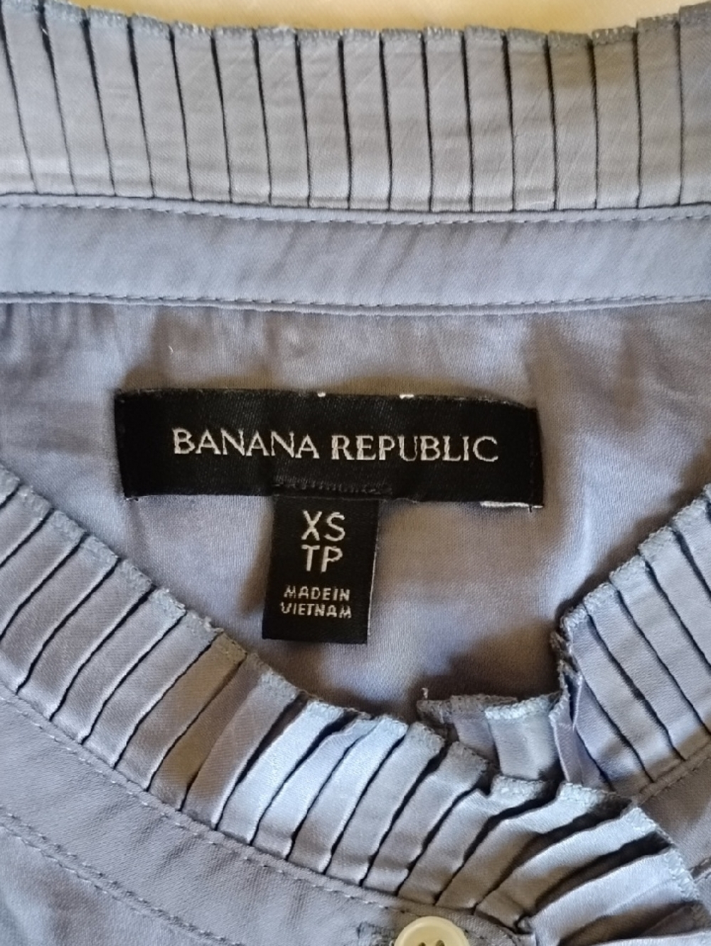 Banana Republic Sleeveless Pleated Blouse XS Blue - Picture 3 of 8